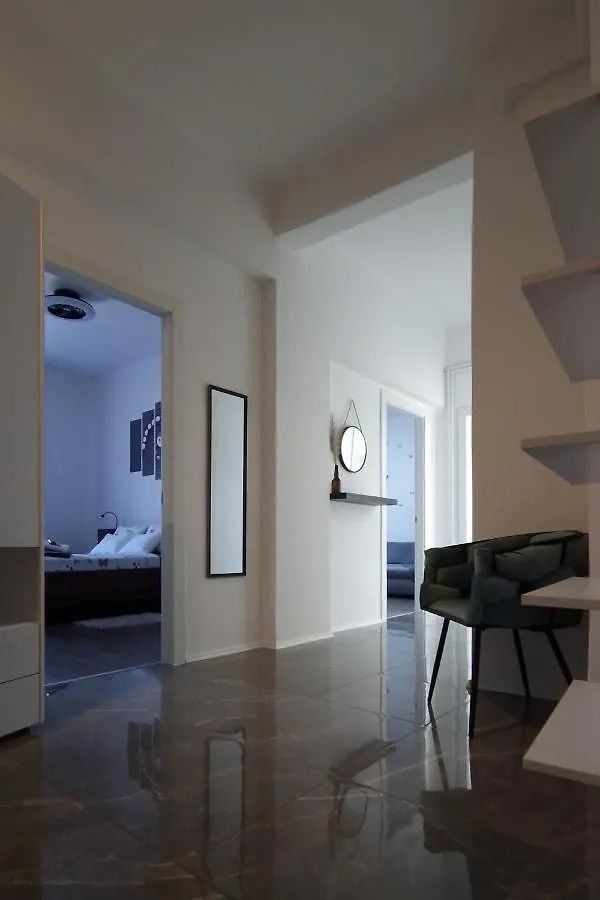 Апартаменты Mc Centar Apartman Пула